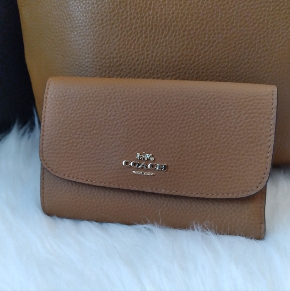 COACH TOTE LEATHER BAG & WALLET SET EXCELLENT CONDITION - Picture 9 of 11